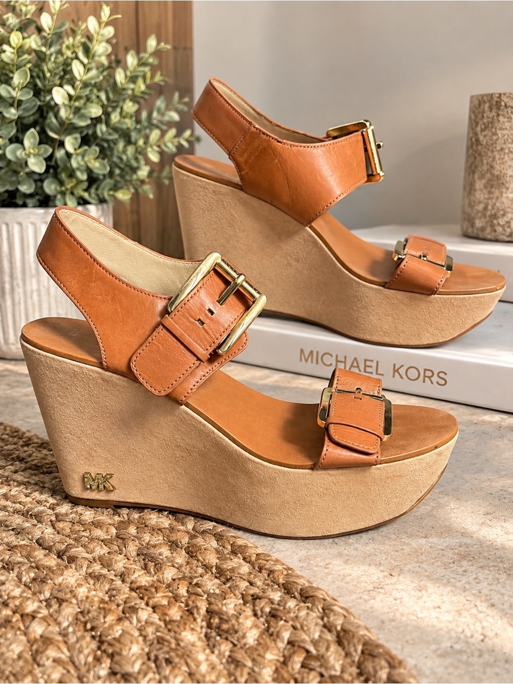 Michael Kors Cognac Leather Platform Wedge Sandals Gold Buckle 9.5